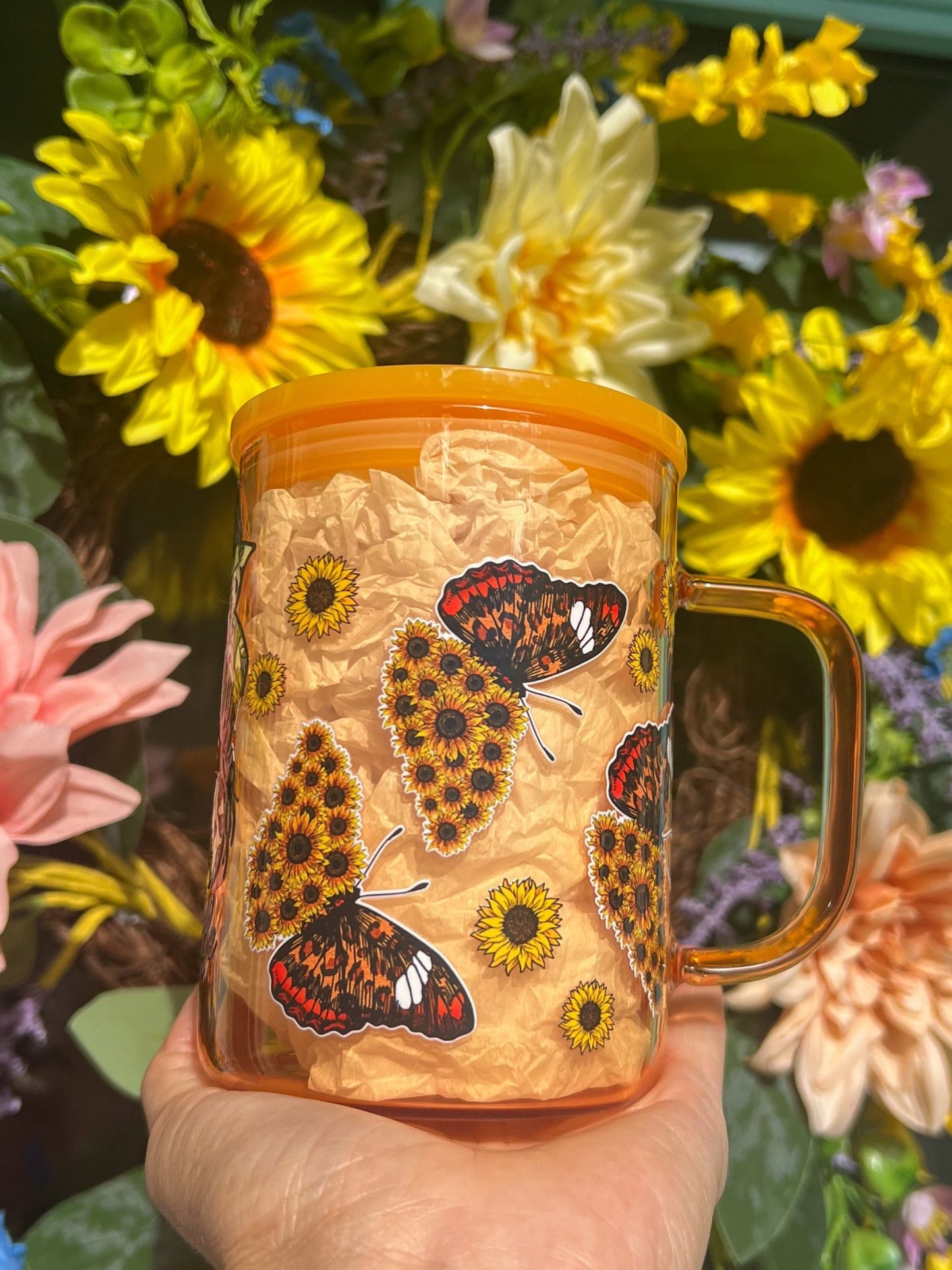 Butterfly ‘Mom Life’ 17 oz Yellow Glass Mug