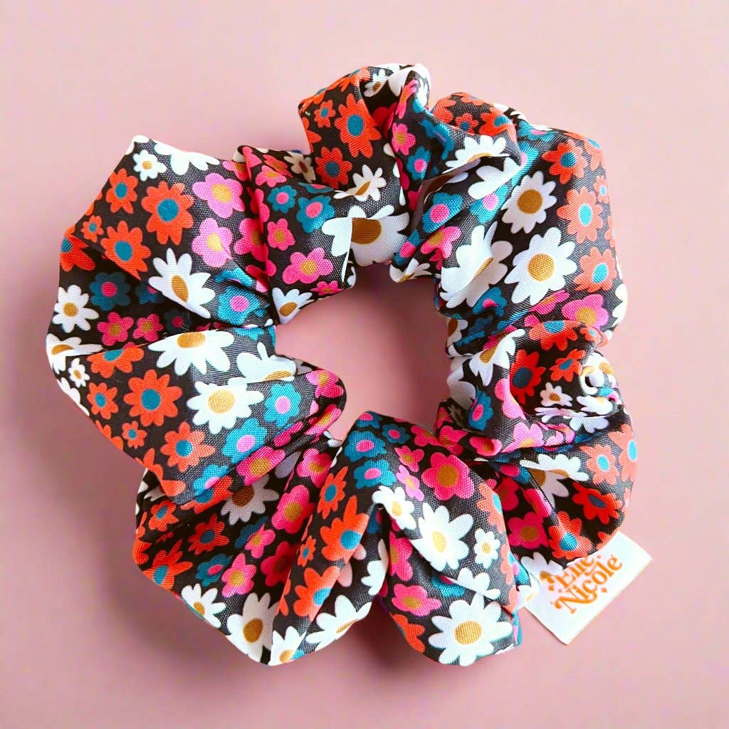 Satin Scrunchie - Darling Daisy